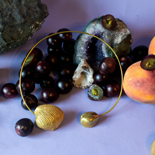 Abstract Shell Open Collar