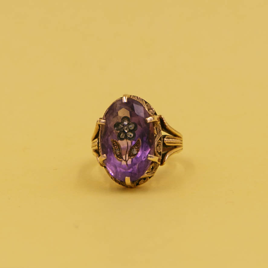 Victorian Amethyst with flower inlay gold ring